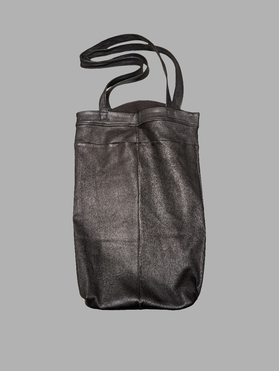 Tote Bag. Stretch leather. Black.