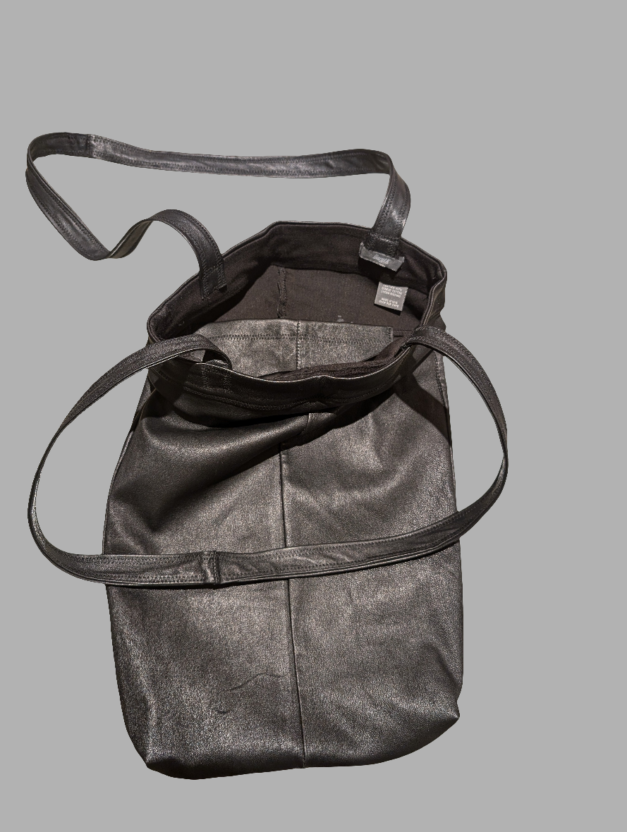 Tote Bag. Stretch leather. Black.