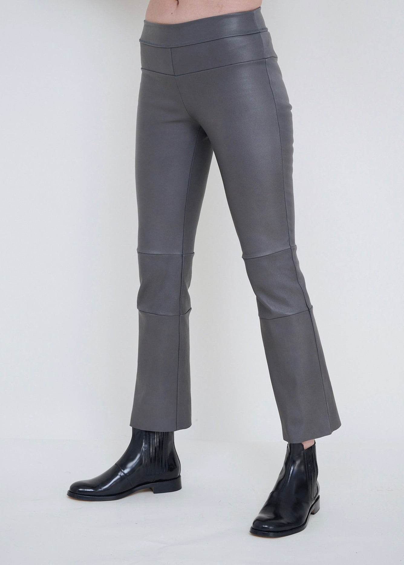 Stretch Lamb Leather Cropped Bootlegging, Steel Grey