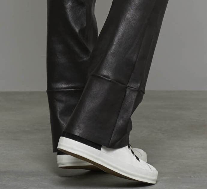 Stretch Lamb Leather Classic Bootlegging