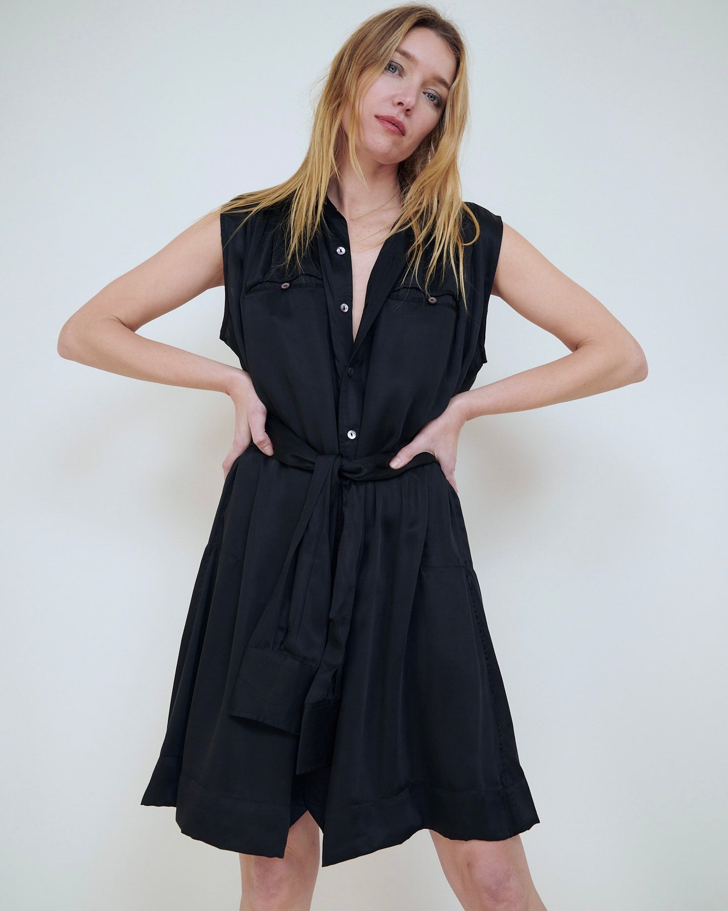 Sleeveless shirt dress. Hera Dress,Silky Cupro