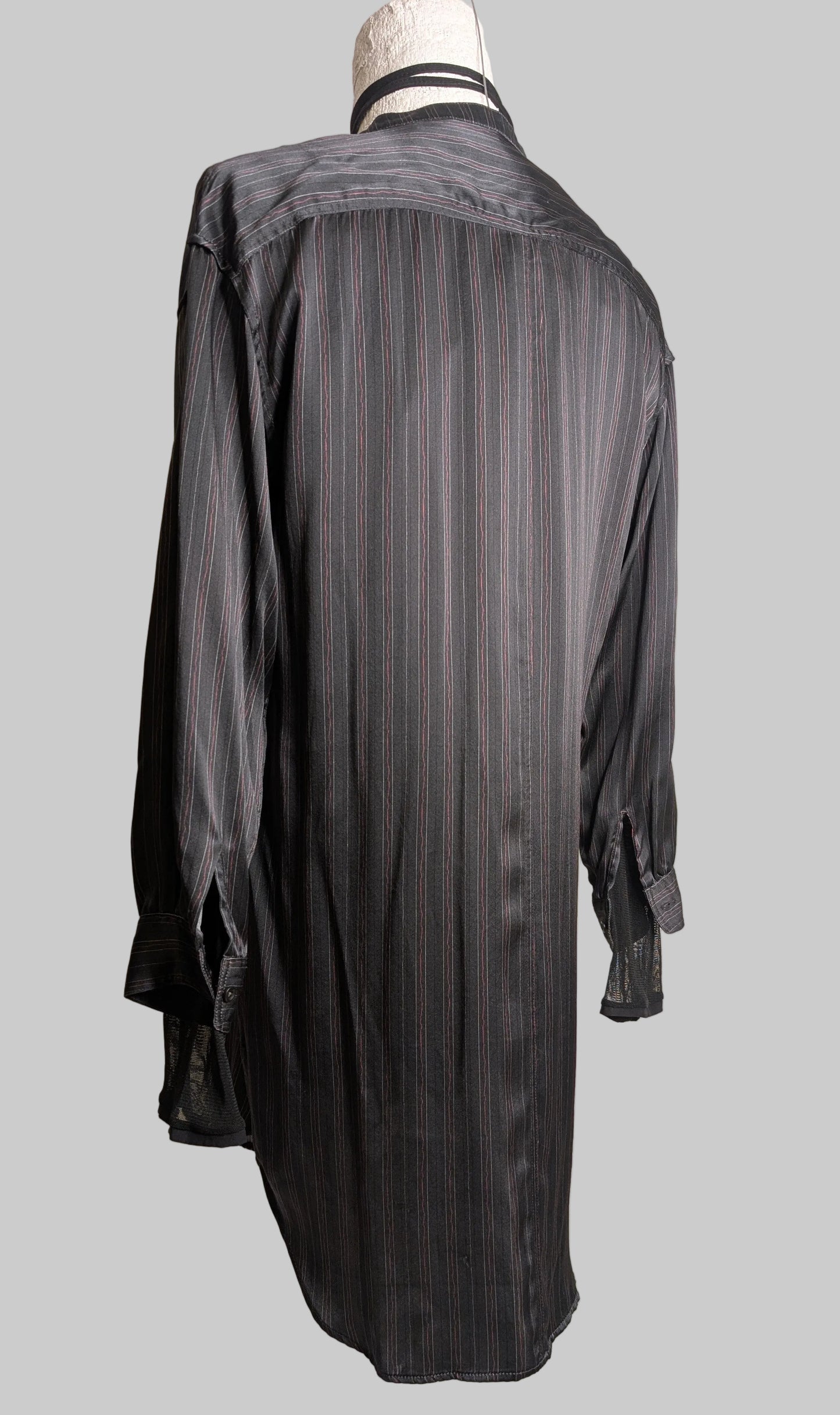 Tunic Shirt. Silk. Pinstripe Print.