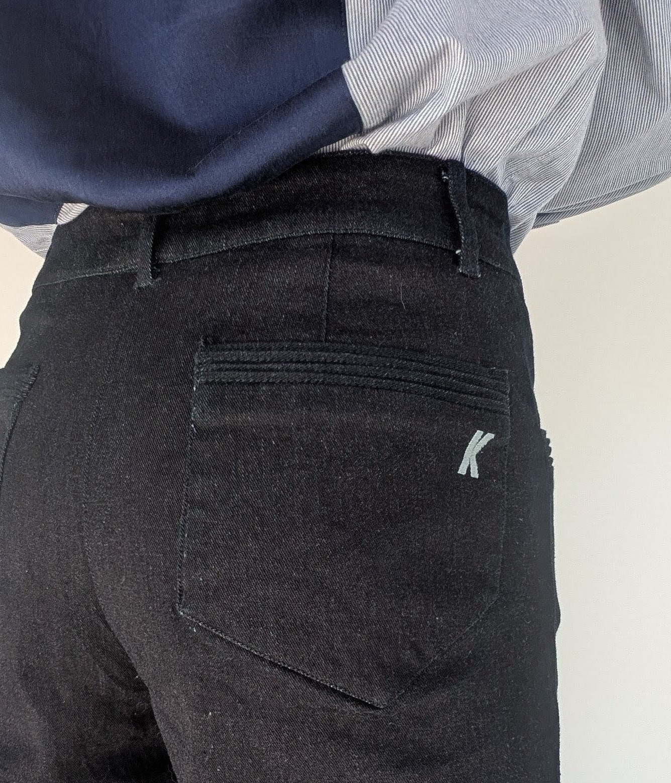 Straight leg Jean. Stretch Denim.