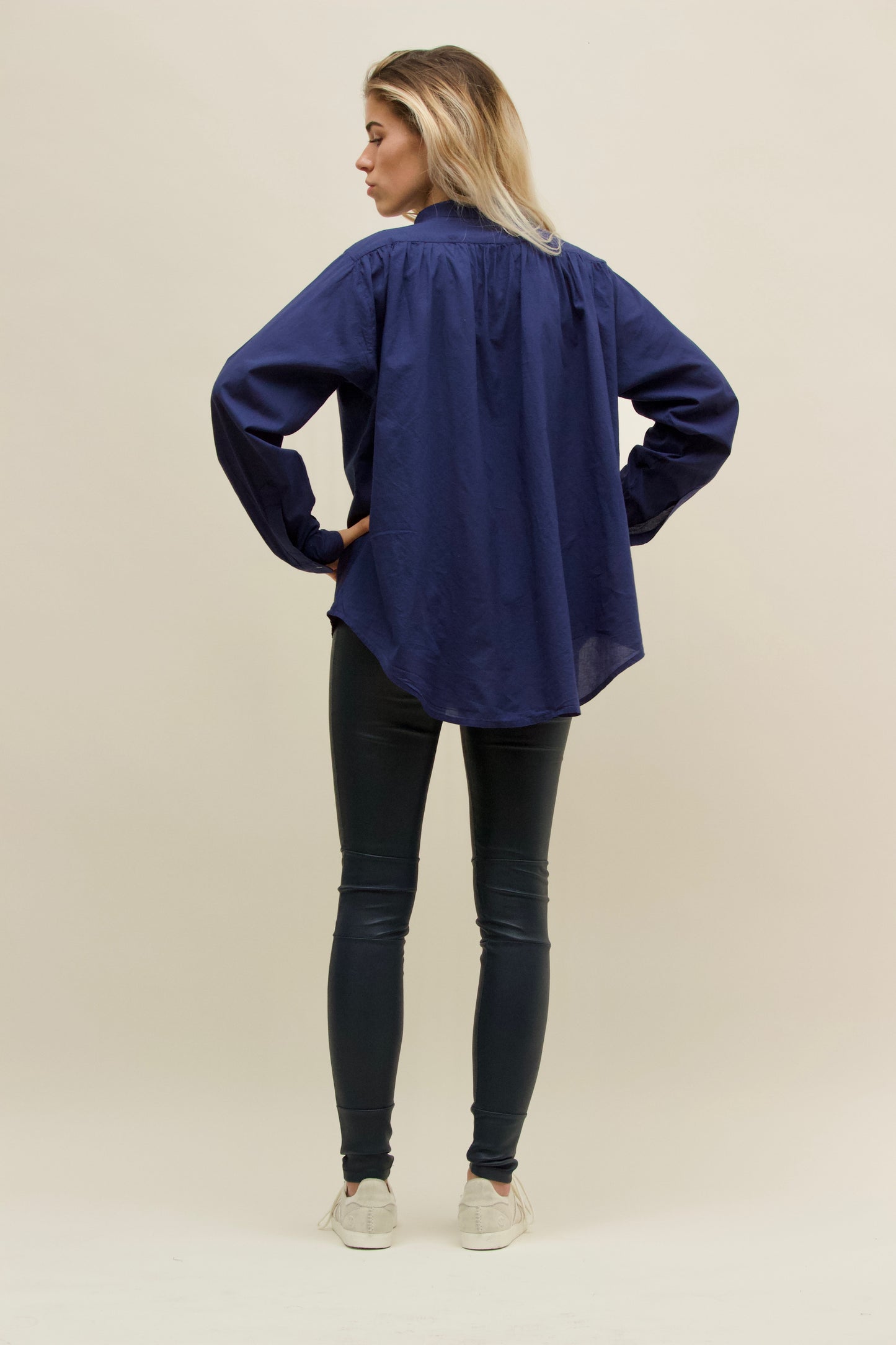 Stretch Lamb Leather Classic Leggings, Atlantic Blue