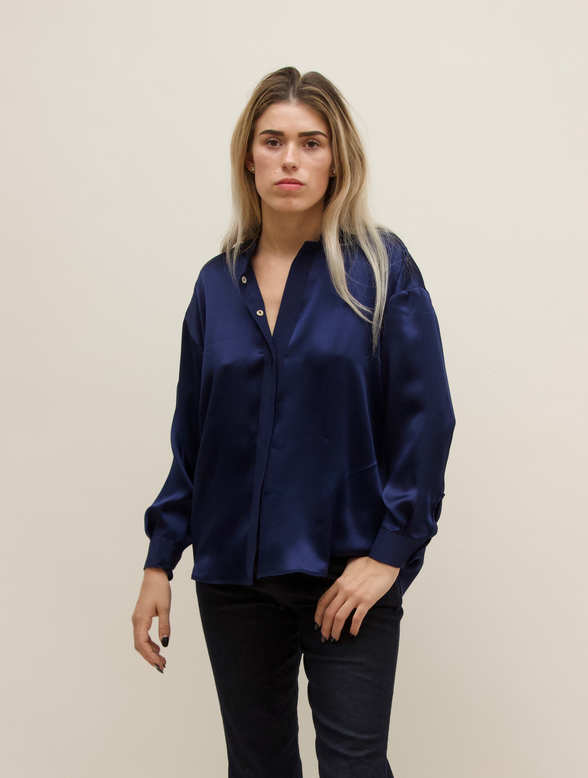 Fallon Shirt. Silk. Indigo