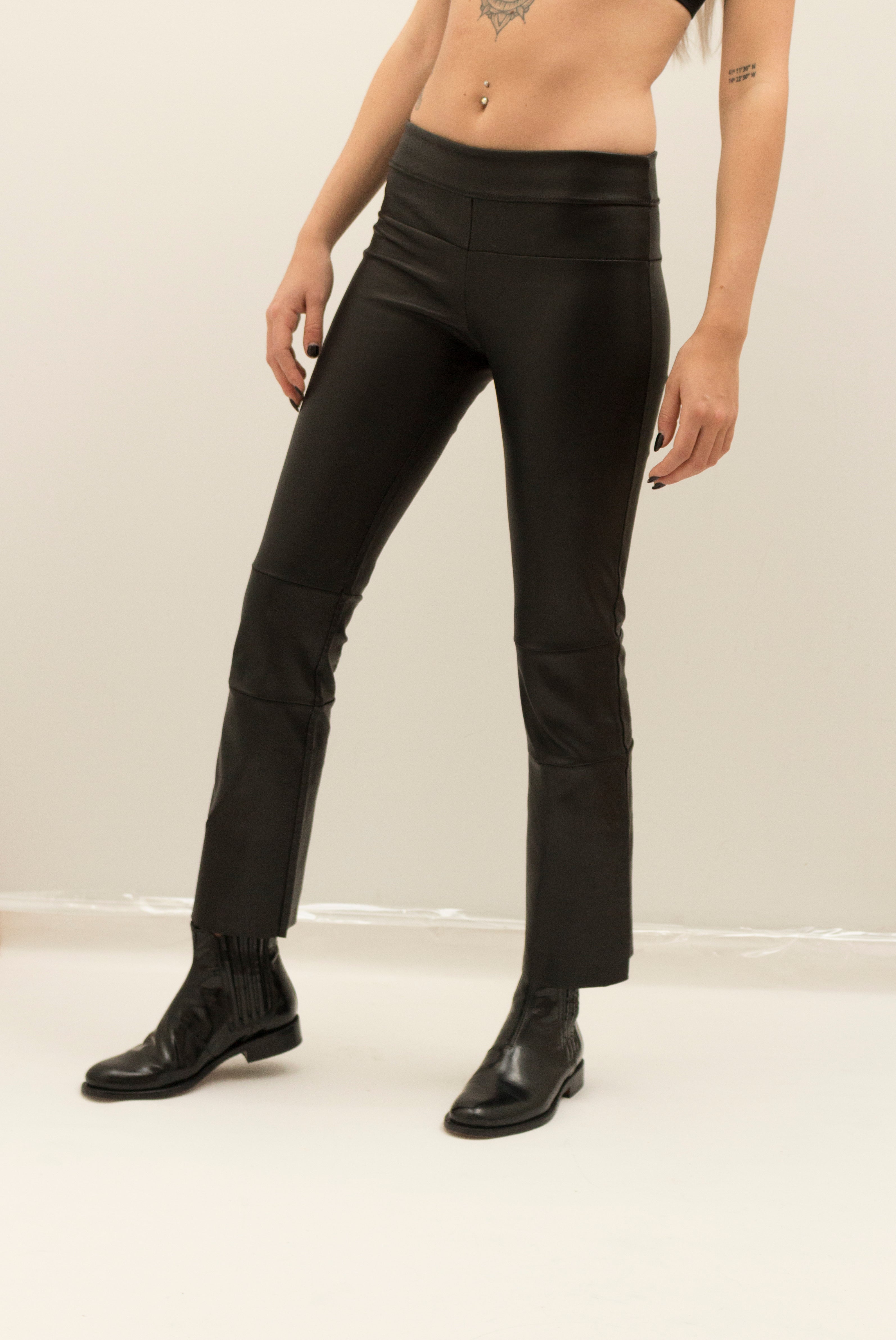 Stretch Lamb Leather Cropped Bootlegging,  Black.